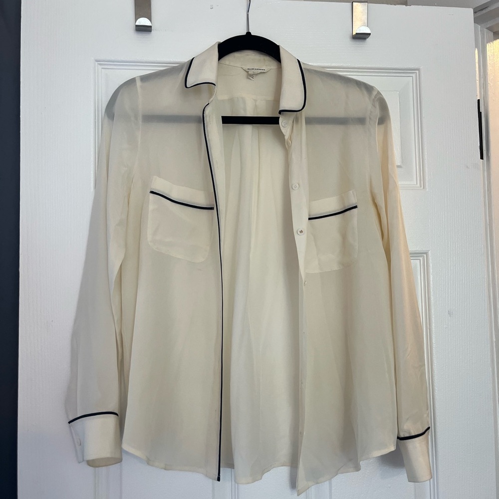 Club Monaco Silk Cream Collared Blouse with Navy Accents